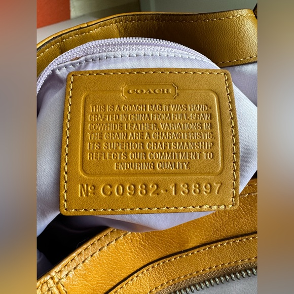 COACH - Maggie 100% Genuine Leather Large Hobo Shoulder Bag - Saffron - Picture 9 of 11